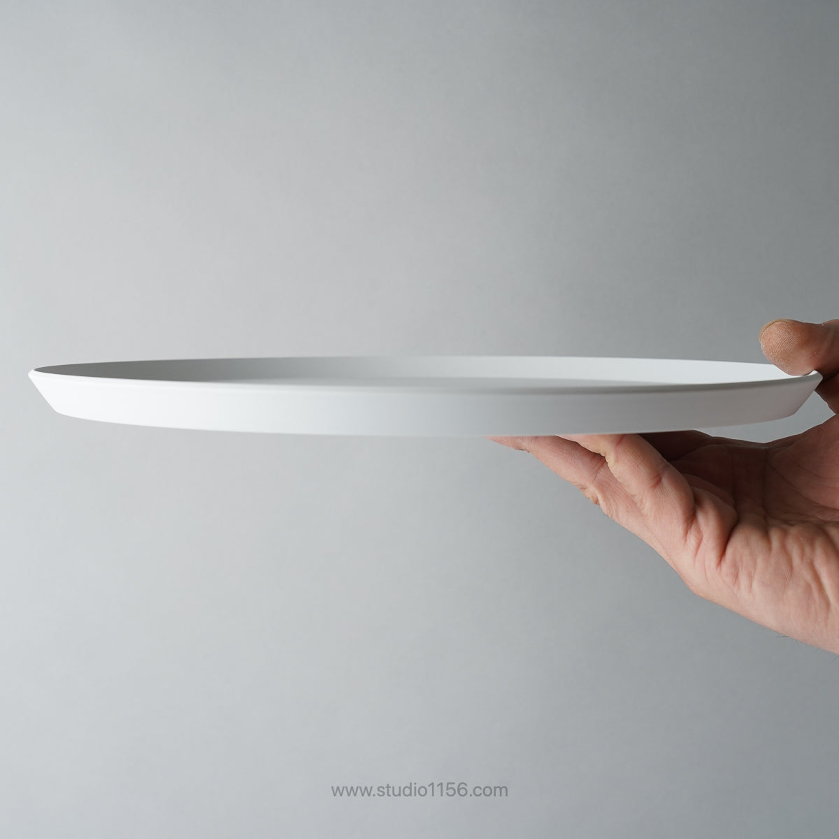 有田焼 ラウンドプレート グレー / TY Round Plate Plain Gray